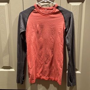 Lululemon Swiftly Tech size 4 long sleeve